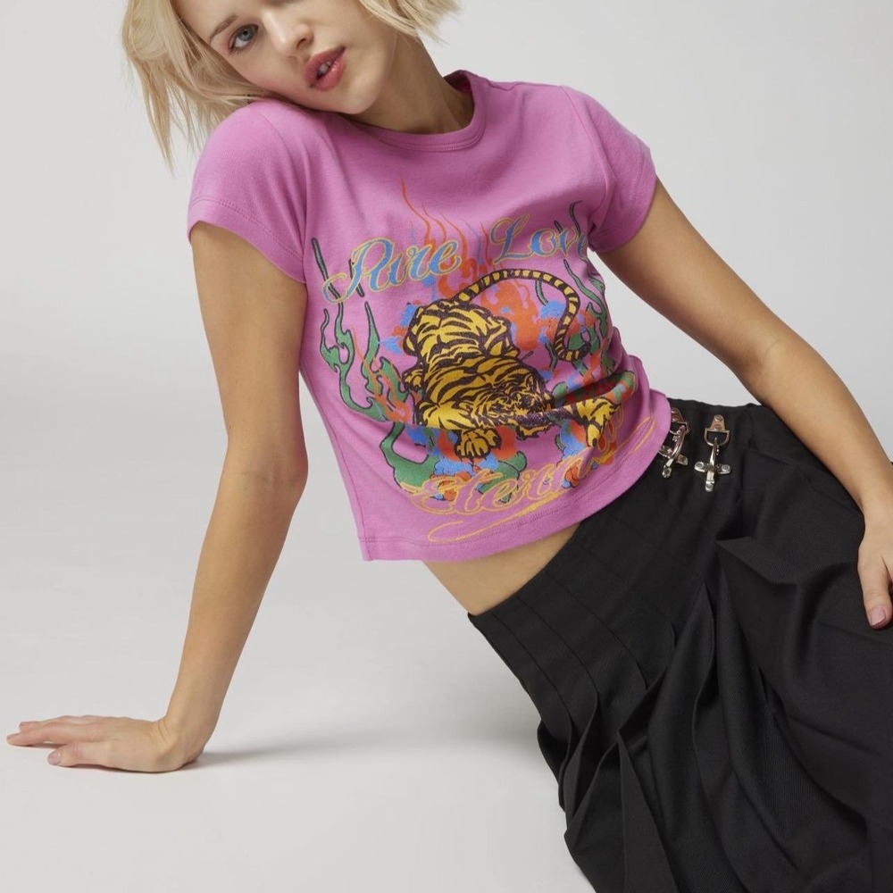 Urban Outfitters Pure Love Eternal Tiger Graphic Tee Pink Y2K Baby Tee Large
